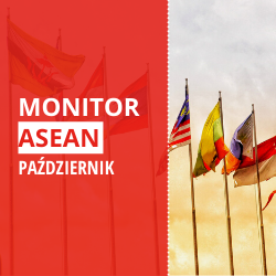 Tekst "Monitor ASEAN październik" na czerwonym tle, a obok cztery flagi państw członkowskich ASEAN